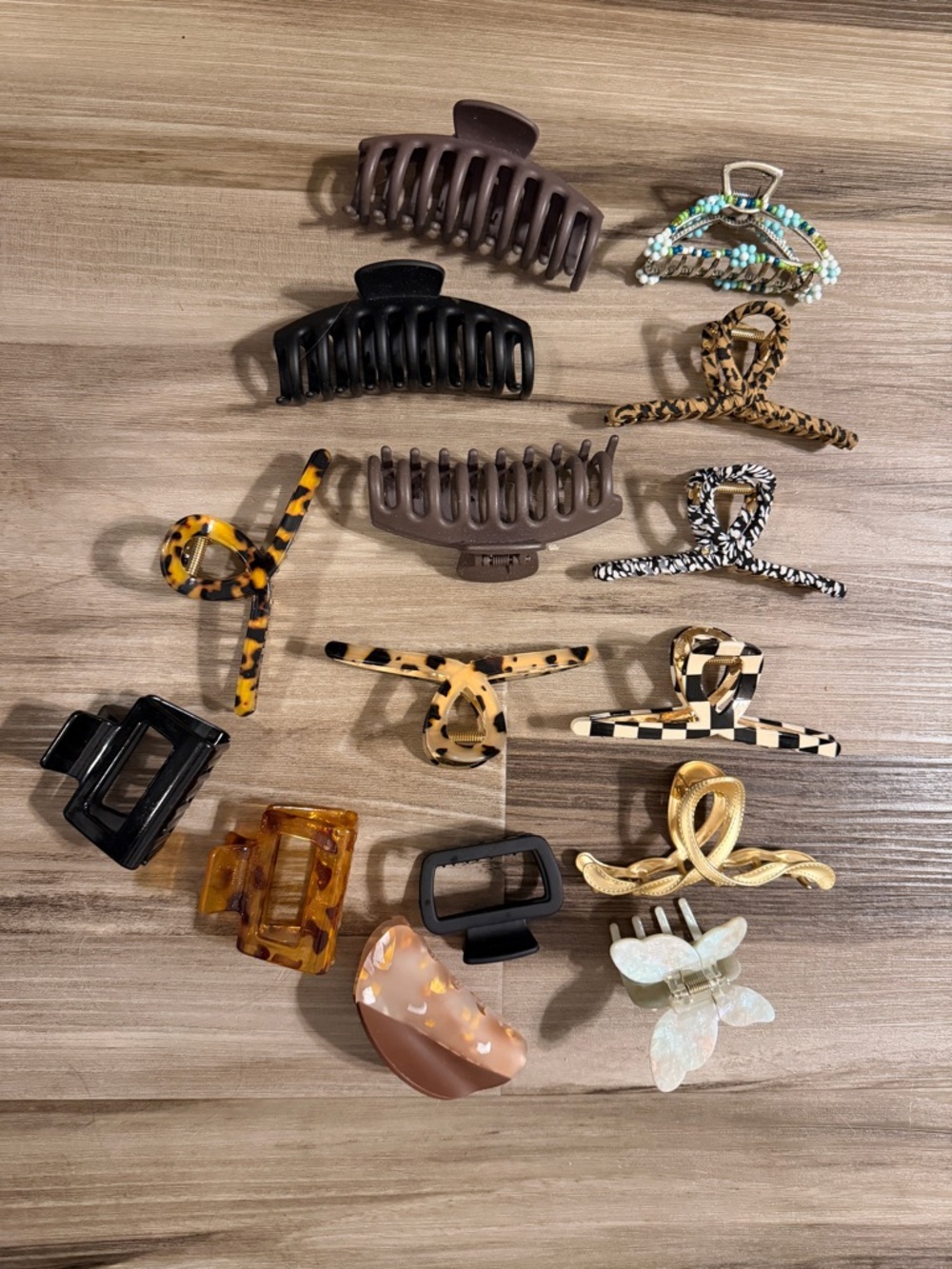 Assorted Women’s Hair Claw Clips - Mixed Colors
